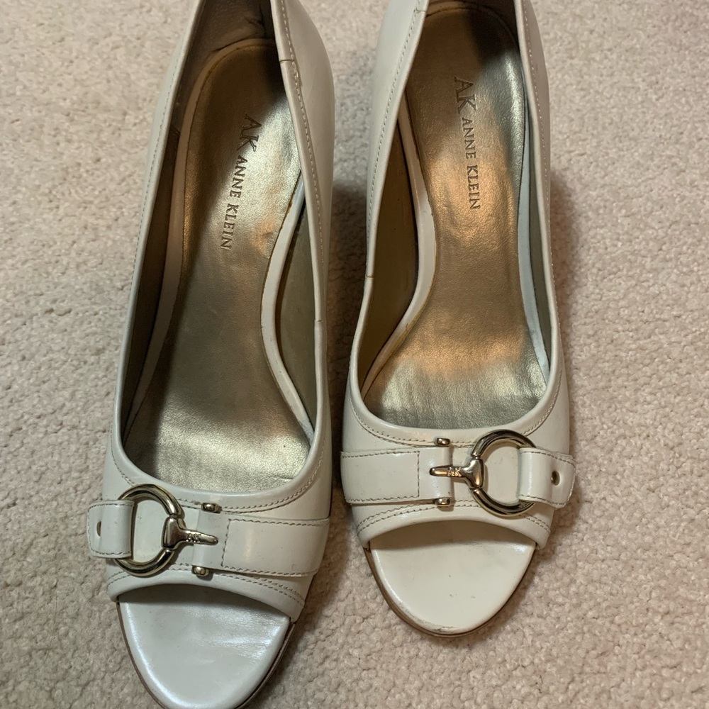 Anne Klein cream colored open toe heels